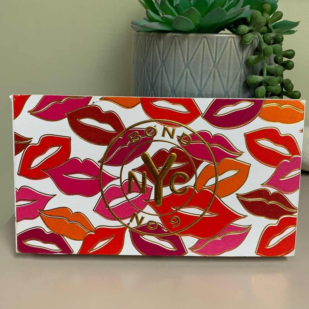 BOND NO. 9 NEW YORK REFILLABLE LIPSTICK - SOHO COLOR